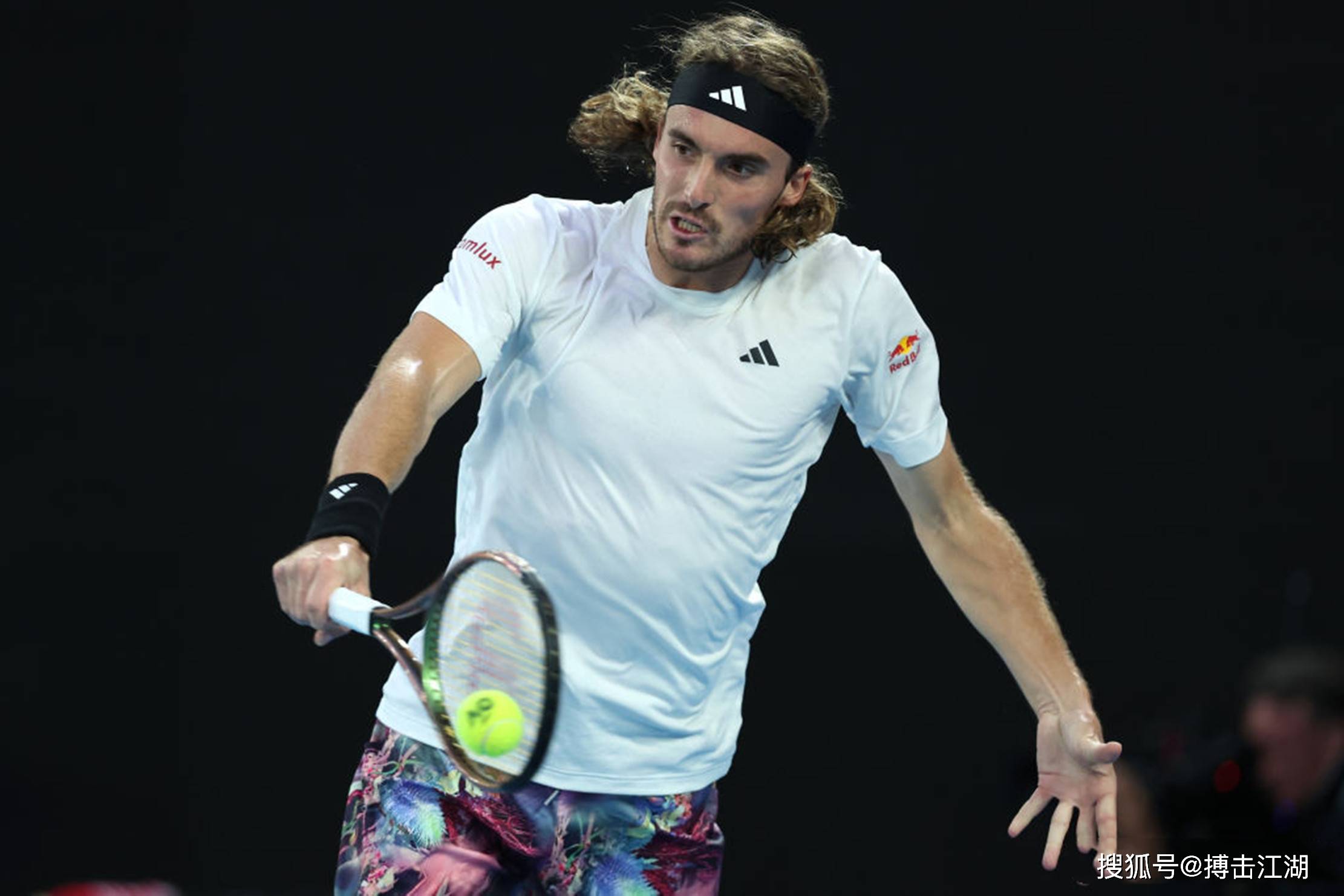 包含戴维斯杯横扫澳网,西西帕斯惊艳四座的词条 包含戴维斯杯横扫澳网,西西帕斯惊艳四座的词条